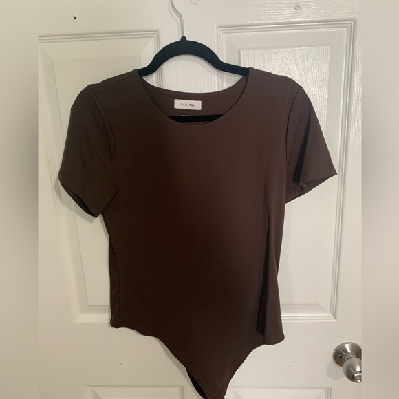 Babaton Contour Crew Shortsleeve Bodysuit (Rich Mocha Brown)- XL. Never worn. - Picture 3 of 5
